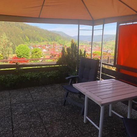 Appartement Mit Herrlicher Aussicht Uebers Murgtal Baiersbronn Exterior foto