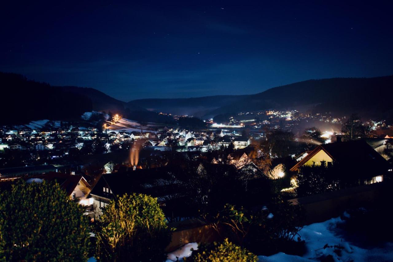Appartement Mit Herrlicher Aussicht Uebers Murgtal Baiersbronn Exterior foto