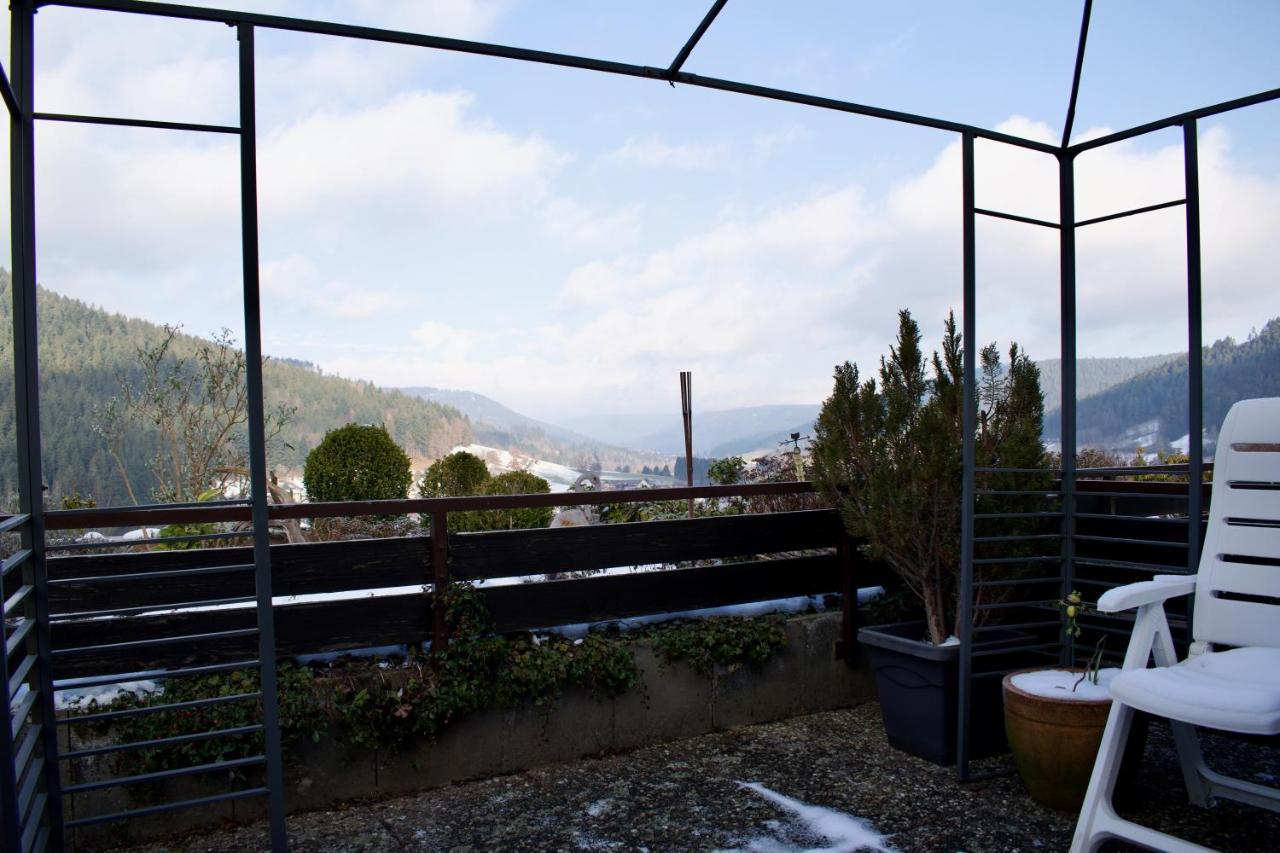 Appartement Mit Herrlicher Aussicht Uebers Murgtal Baiersbronn Exterior foto